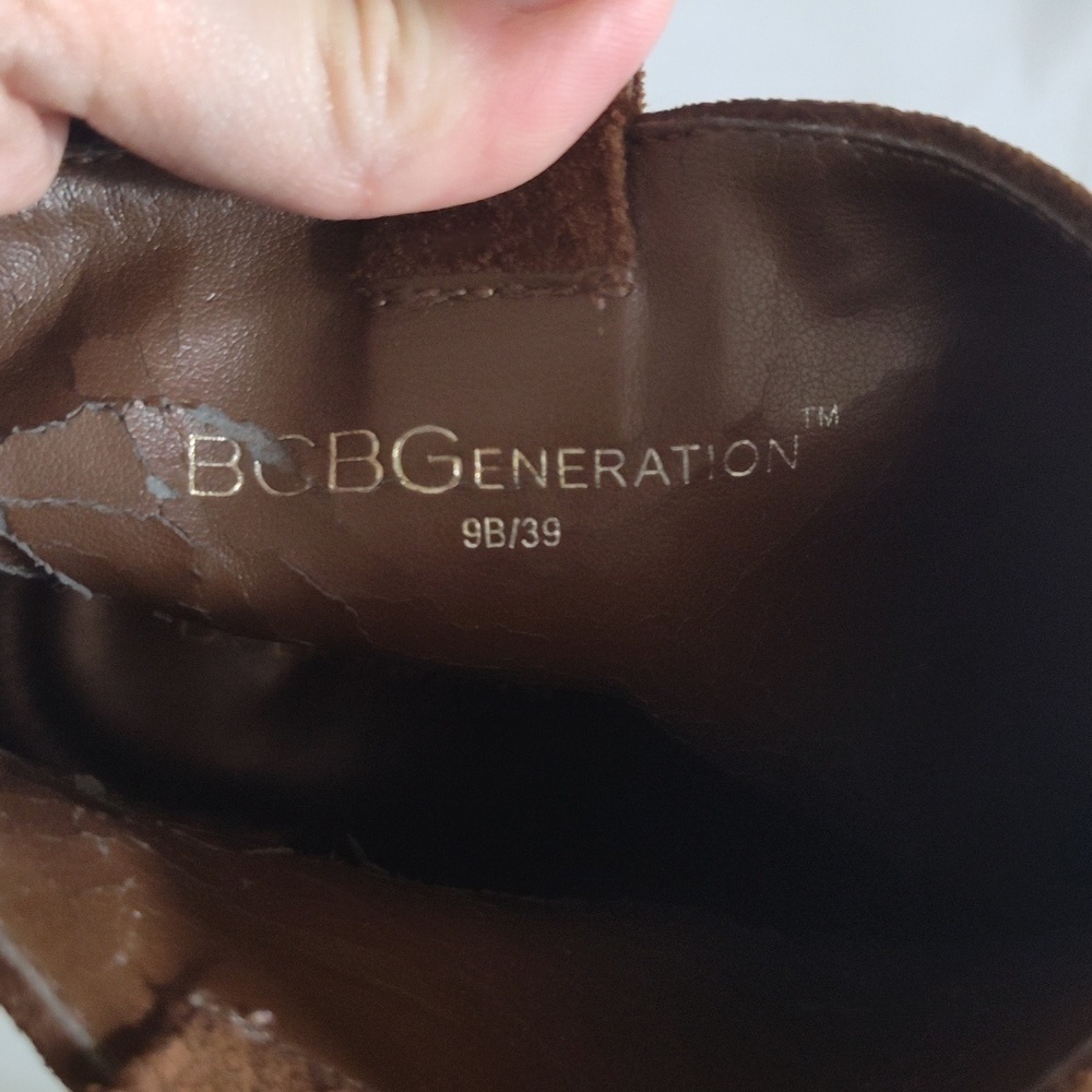 BCBG Distressed High Heel Sandra Cowboy Boots Size 9 Brown - Picture 10 of 13